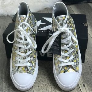 WOMEN’S-CONVERSE SILVER/GOLD/WHITE SNEAKERS